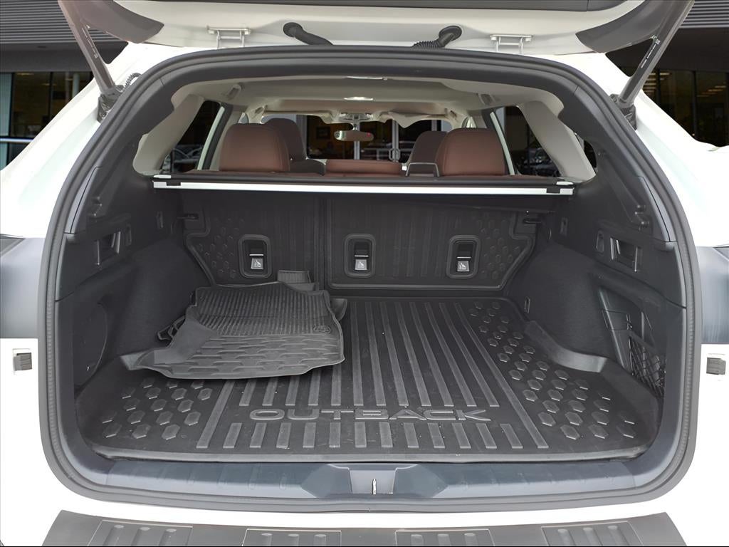 2022 Subaru Outback Touring XT