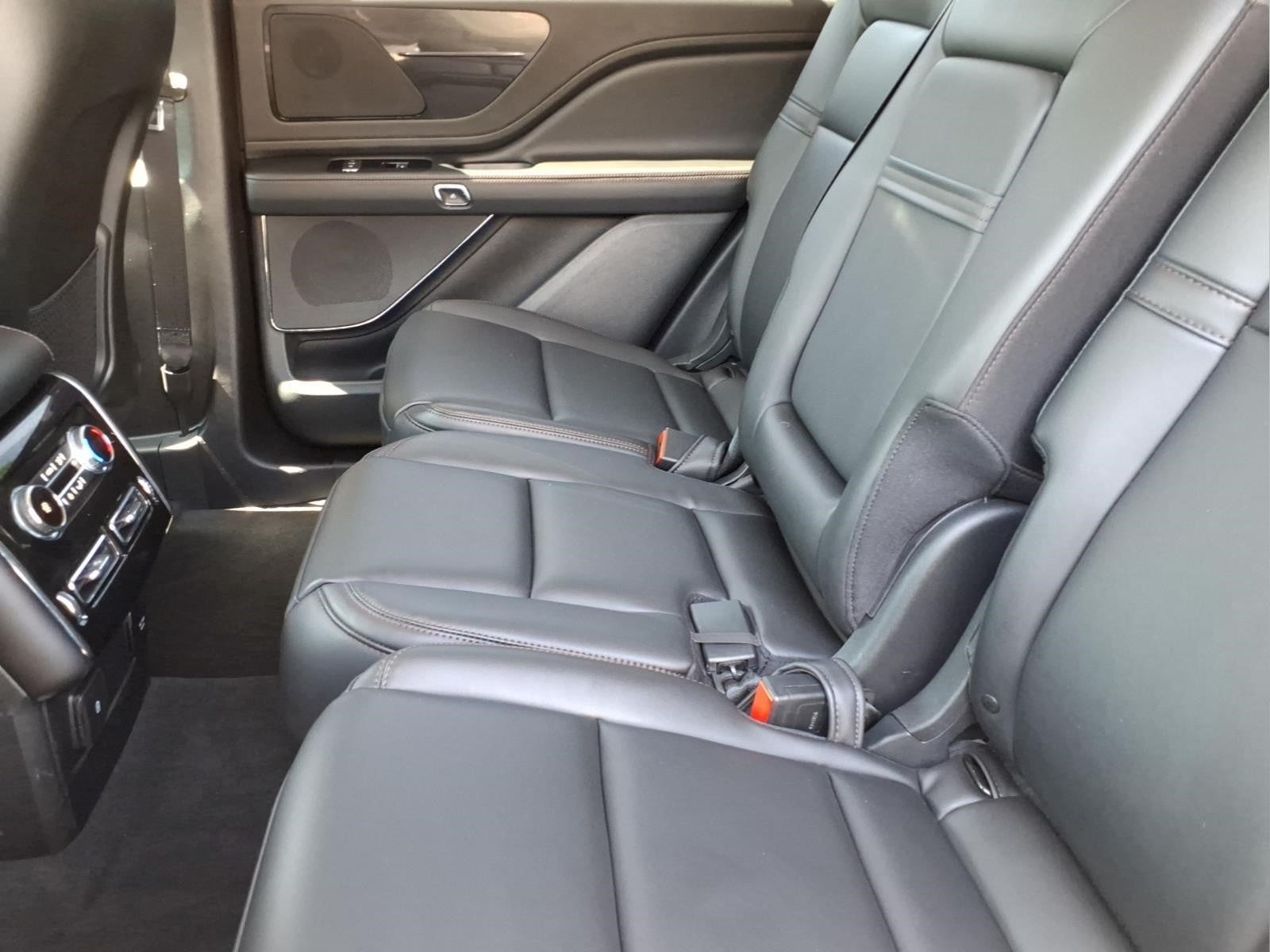 2023 Lincoln Aviator Standard