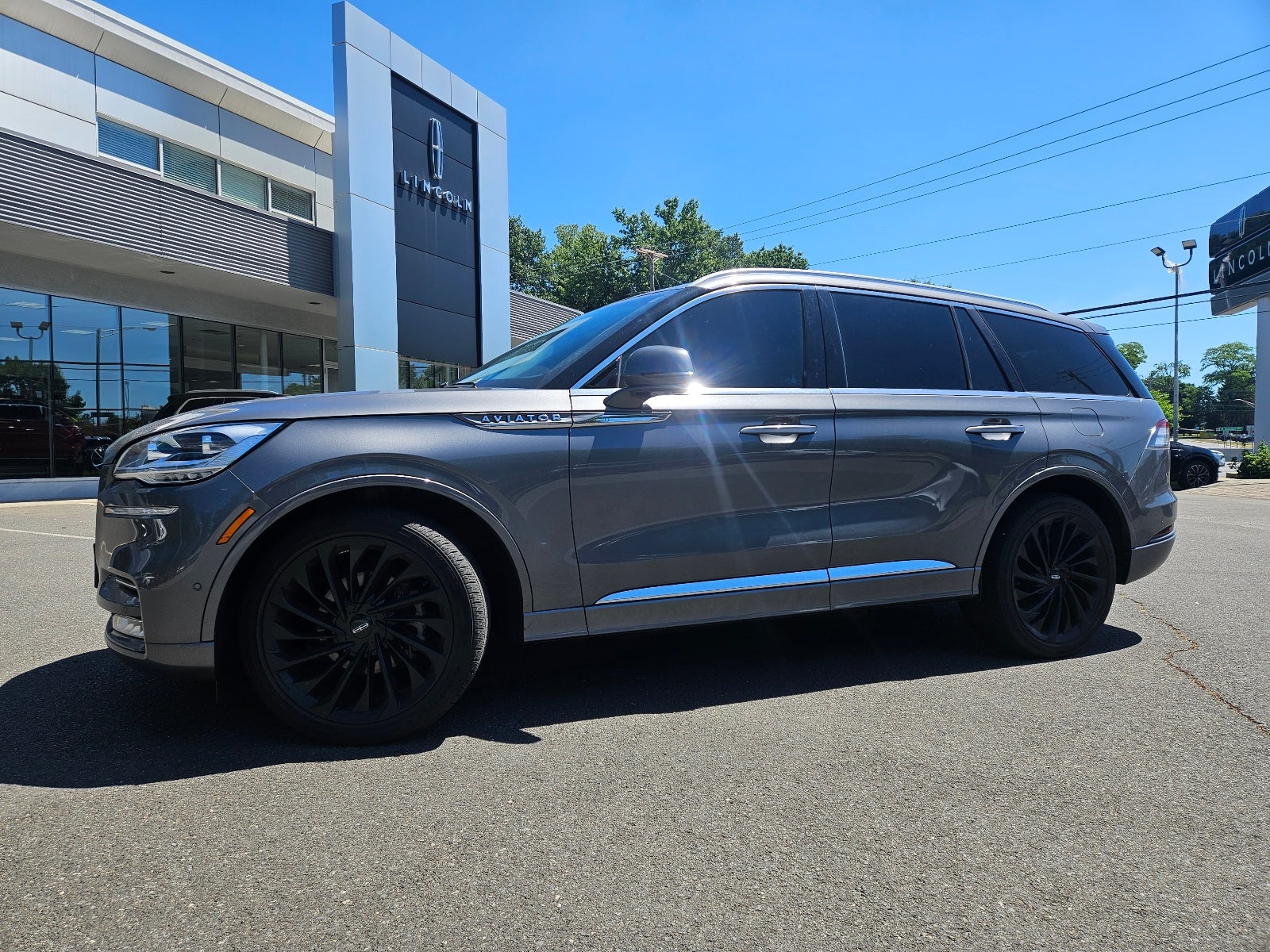 2021 Lincoln Aviator Reserve AWD's photo