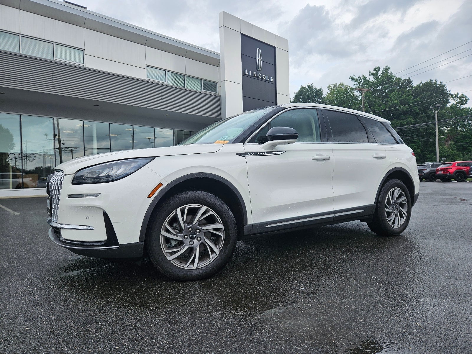 2024 Lincoln Corsair Premiere
