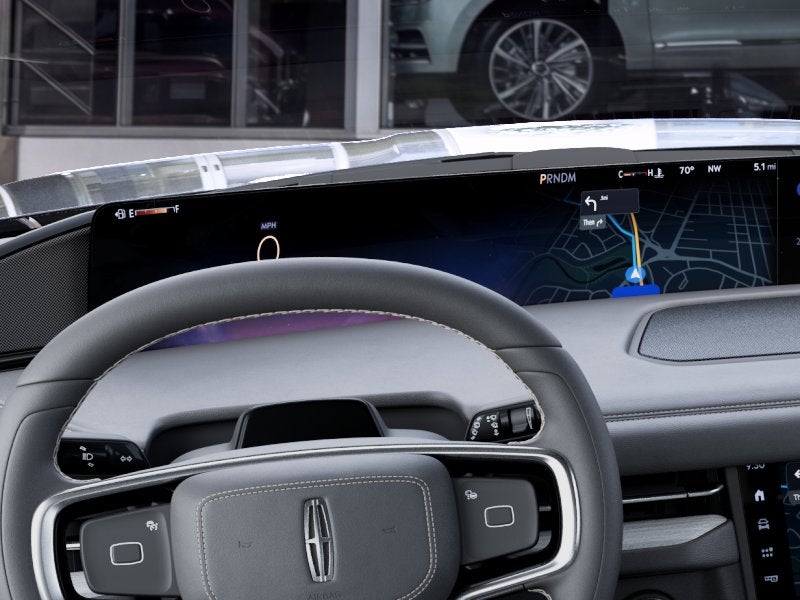 2027 Lincoln Navigator Premiere