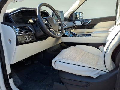 2022 Lincoln Navigator L Black Label