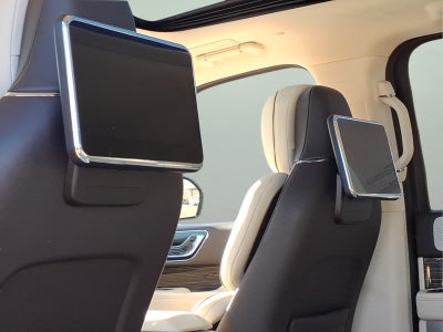 2022 Lincoln Navigator L Black Label