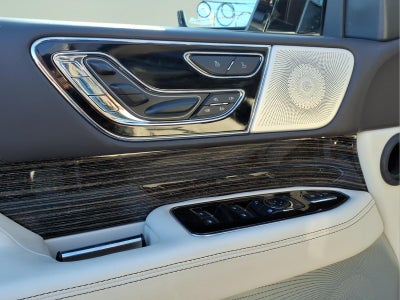 2022 Lincoln Navigator L Black Label