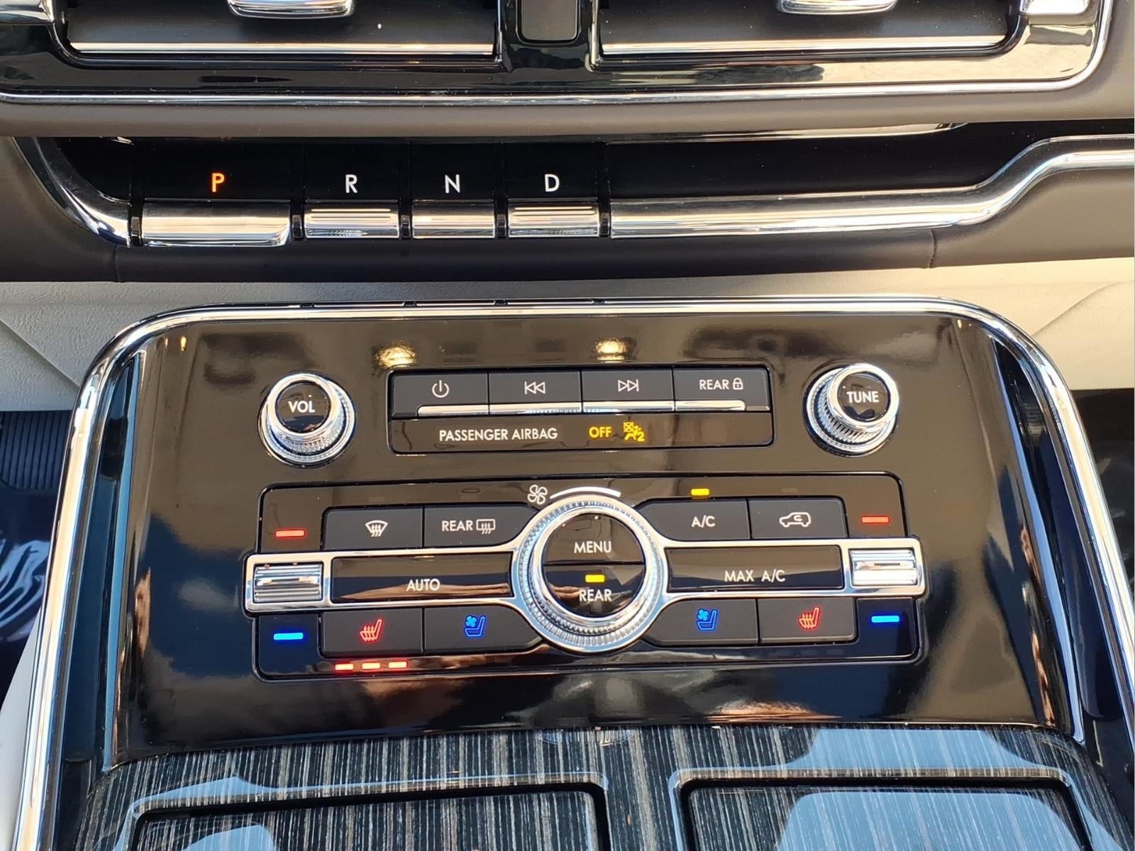 2022 Lincoln Navigator L Black Label