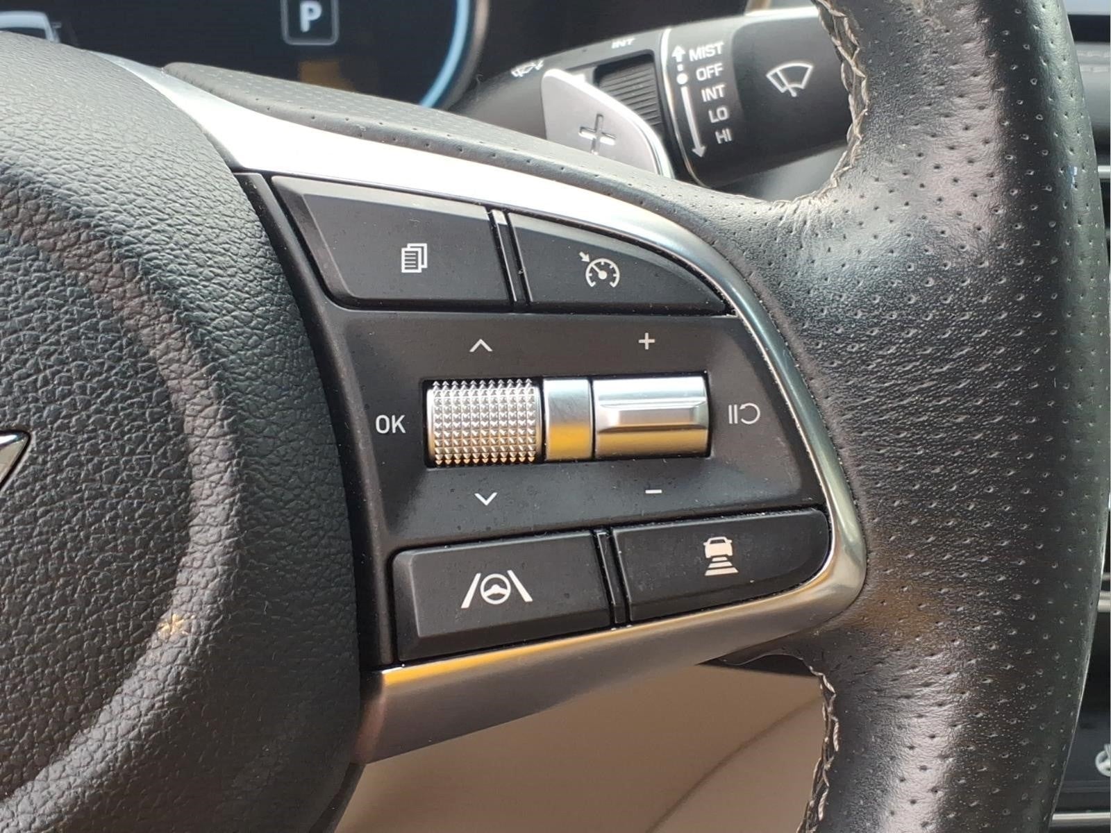 2022 Genesis G70 2.0T