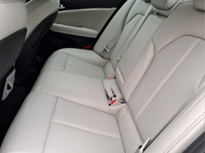 2022 Genesis G70 2.0T