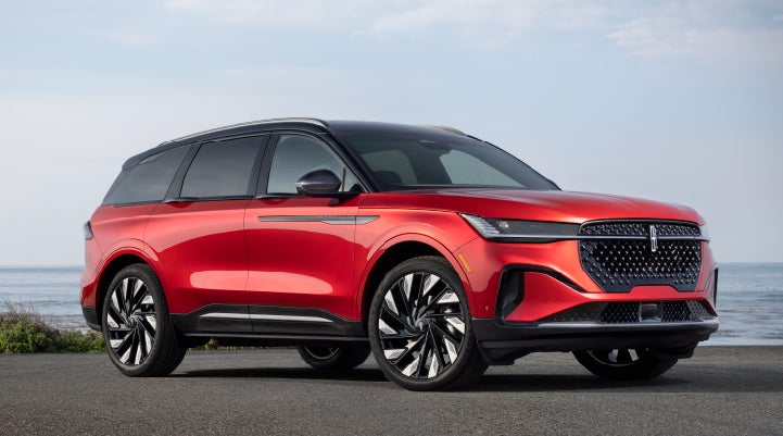 A 2024 Lincoln Nautilus® Reserve model is shown with the stylish available Jet Appearance Package. | Irwin Lincoln in Freehold NJ