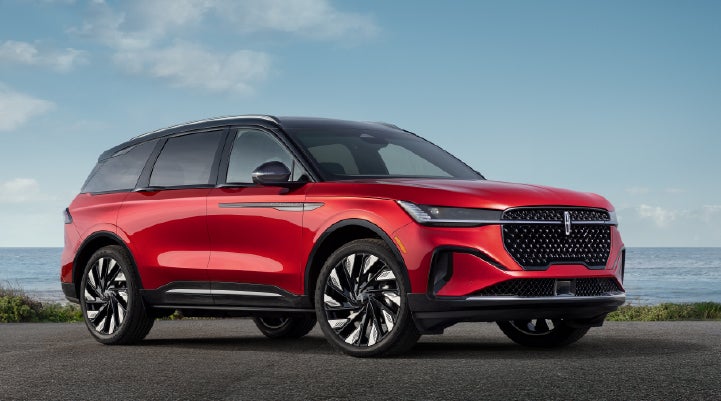 A 2025 Lincoln Nautilus® Reserve model is shown with the stylish available Jet Appearance Package. | Irwin Lincoln in Freehold NJ