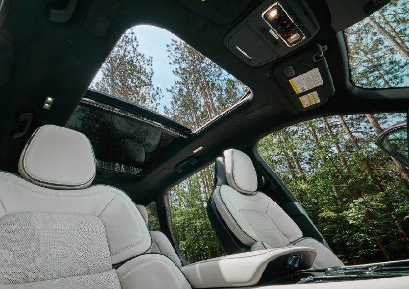 The front seats of a 2027 Lincoln Aviator® Black Label™ SUV | Irwin Lincoln in Freehold NJ