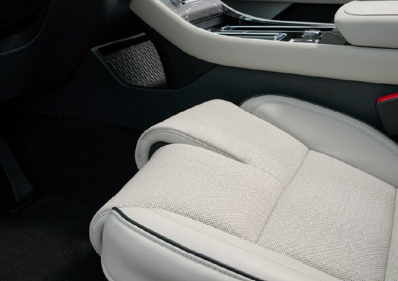 The front passenger Perfect Position seat is shown with the thigh extender adjusted.| Irwin Lincoln in Freehold NJ
