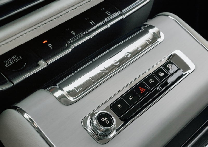 The piano key gear selector of a 2027 Lincoln Aviator® Back Label™ SUV. | Irwin Lincoln in Freehold NJ